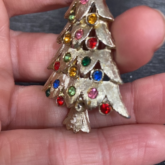 VINTAGE Multi Stone Gold Christmas Tree Pin Brooch - Picture 6 of 9